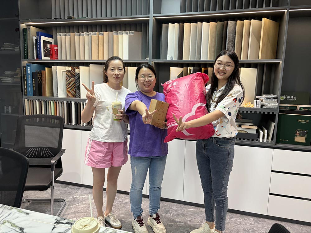Give a gift to the colleague on their birthday